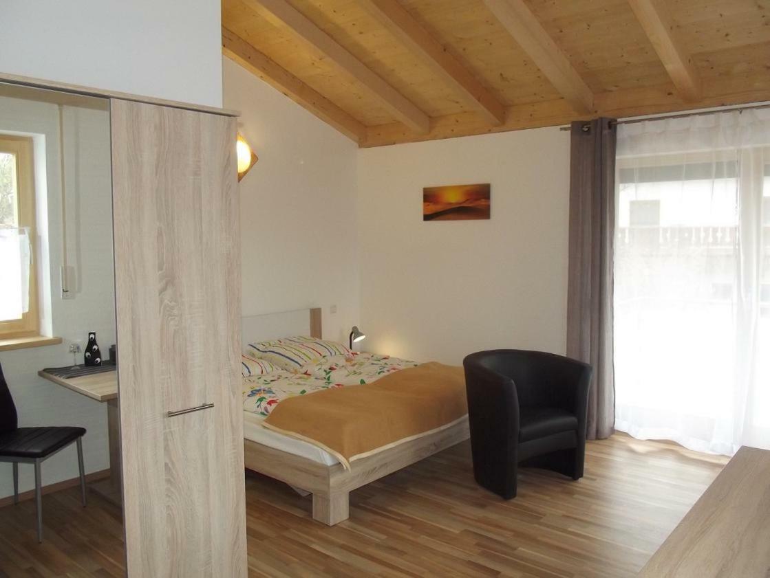 Gaestehaus Hubertus Bad Aibling Luaran gambar