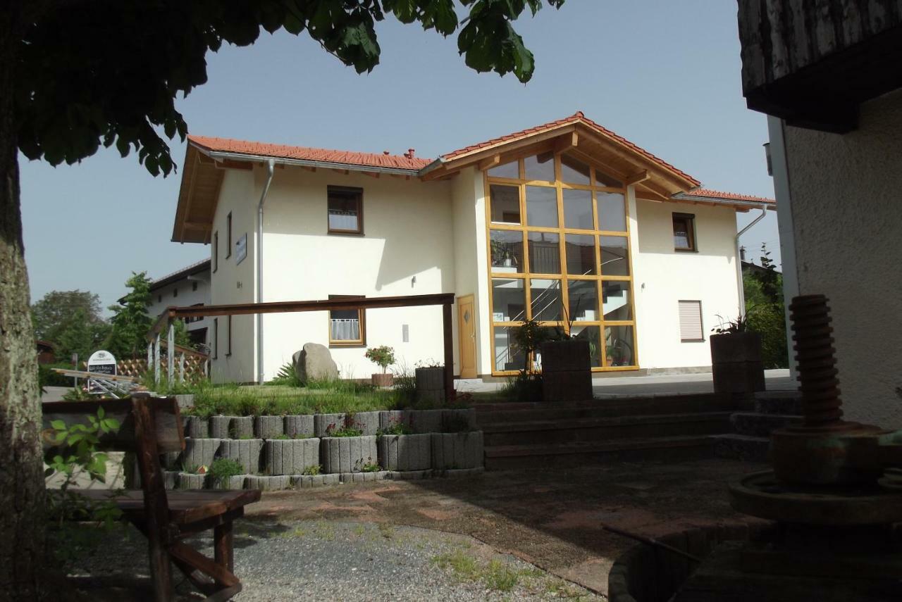 Gaestehaus Hubertus Bad Aibling Luaran gambar